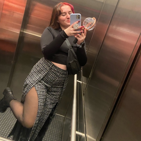 Meet your Posher, Allyson - Picture 2 of 4